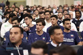 دیدار قهرمانان و مدال&zwnj;آوران ورزشی و المپیادهای علمی جهانی با رهبر انقلاب