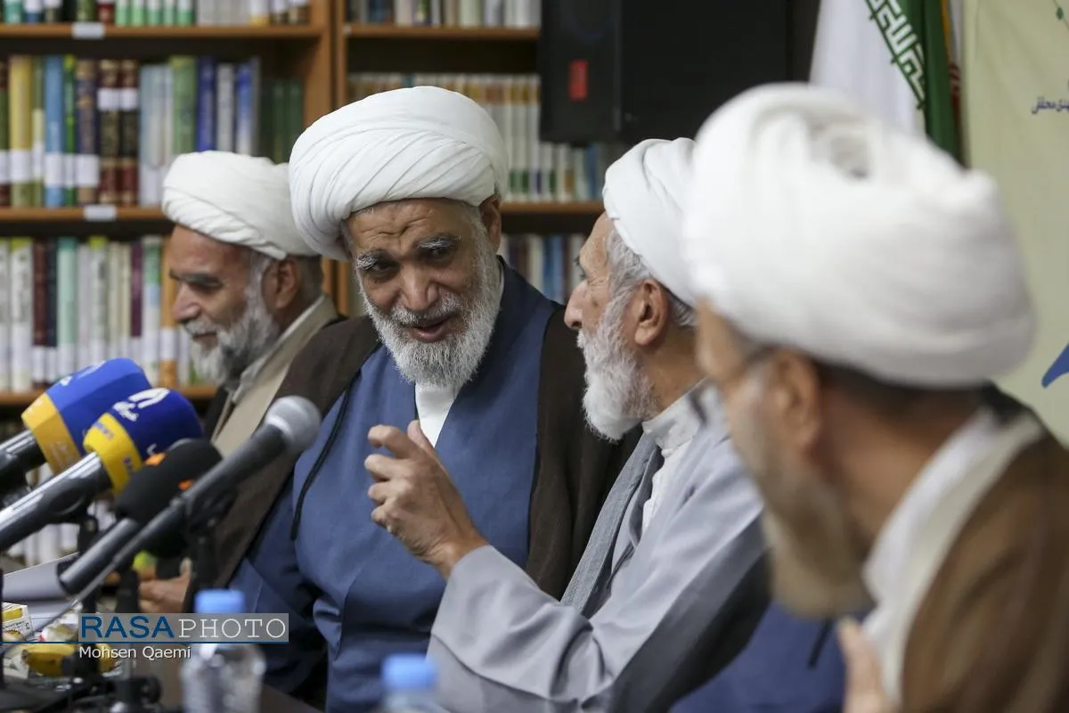 آئین رونمایی از کتاب "فقه خبر"