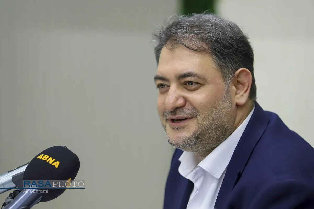 مراسم رونمایی از نشان ویژه و پوستر دومین رویداد بین المللی نحن ابناء الحسین (ع)