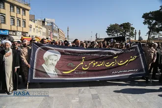 مراسم تشییع پیکر آیت الله مومن نماینده مردم استان قم در مجلس خبرگان رهبری