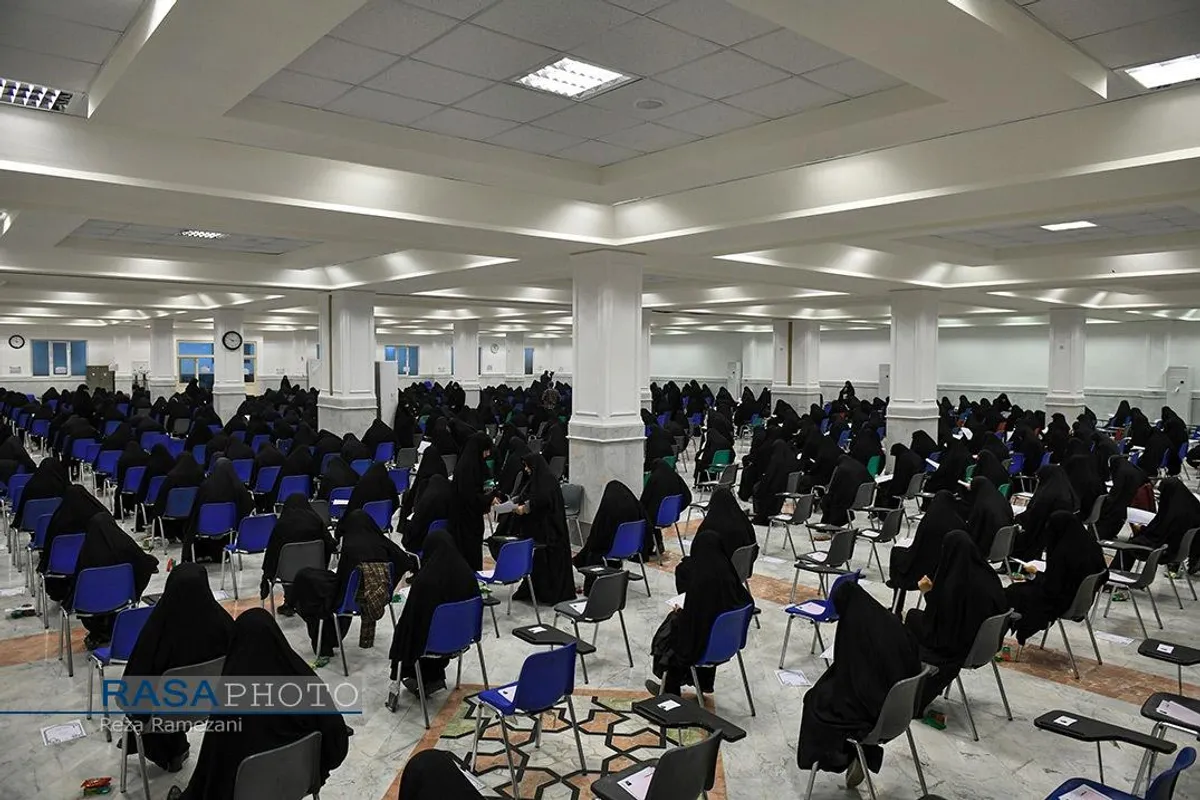 آزمون ورودی داوطلبان سال تحصیلی ۱۴۰۴-۱۴۰۳ جامعه الزهرا (سلام&zwnj;الله&zwnj;علیها)