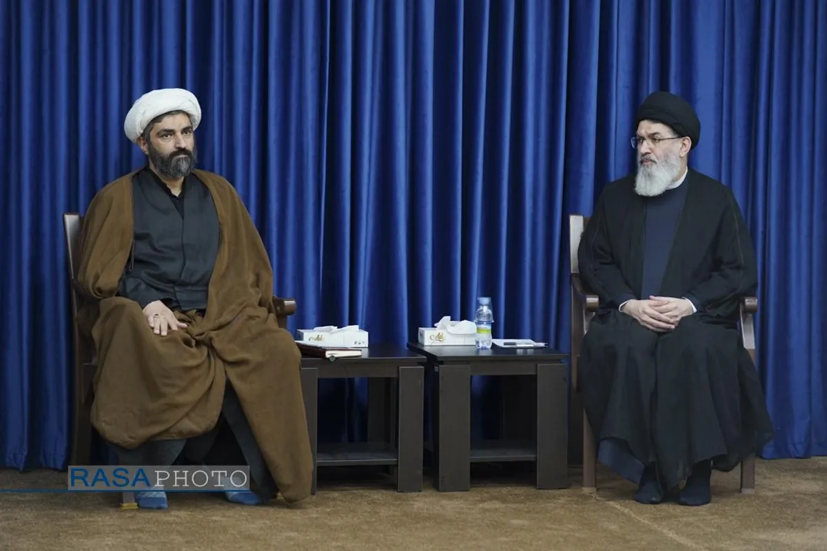 دیدار مدیرعامل  و دبیران خبرگزاری رسا با حجت&zwnj;الاسلام والمسلمین سیدهاشم الحیدری از فرماندهان جبهه مقاومت