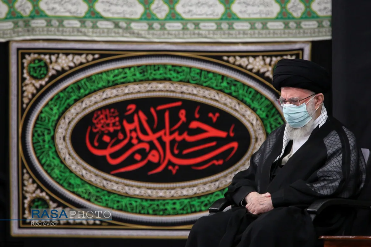 عزاداری شب عاشورای حسینی (علیه&zwnj;السلام) با حضور رهبر انقلاب اسلامی