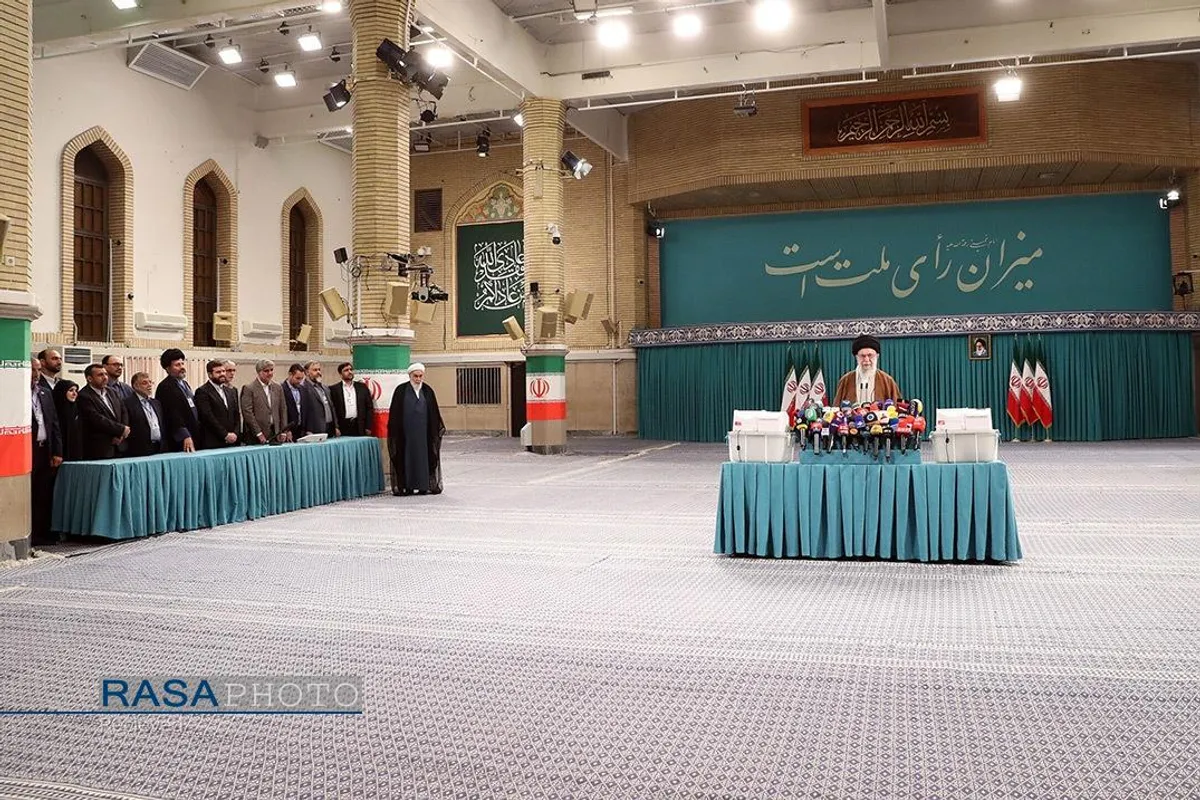 مشارکت رهبر انقلاب در دور دوم انتخابات مجلس شورای اسلامی