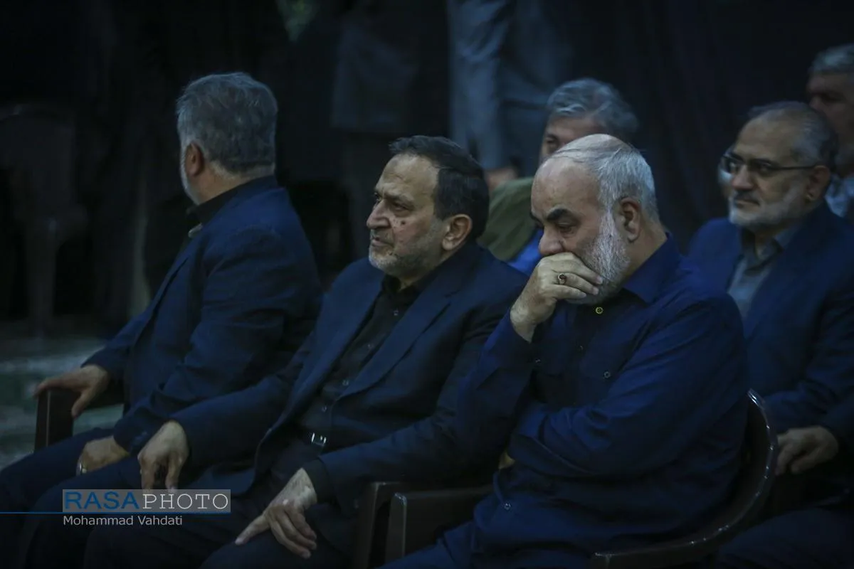 دومین روز مجلس یادبود رهبر شهید انقلاب اسلامی و شهدای خانوادهٔ امام شهید
