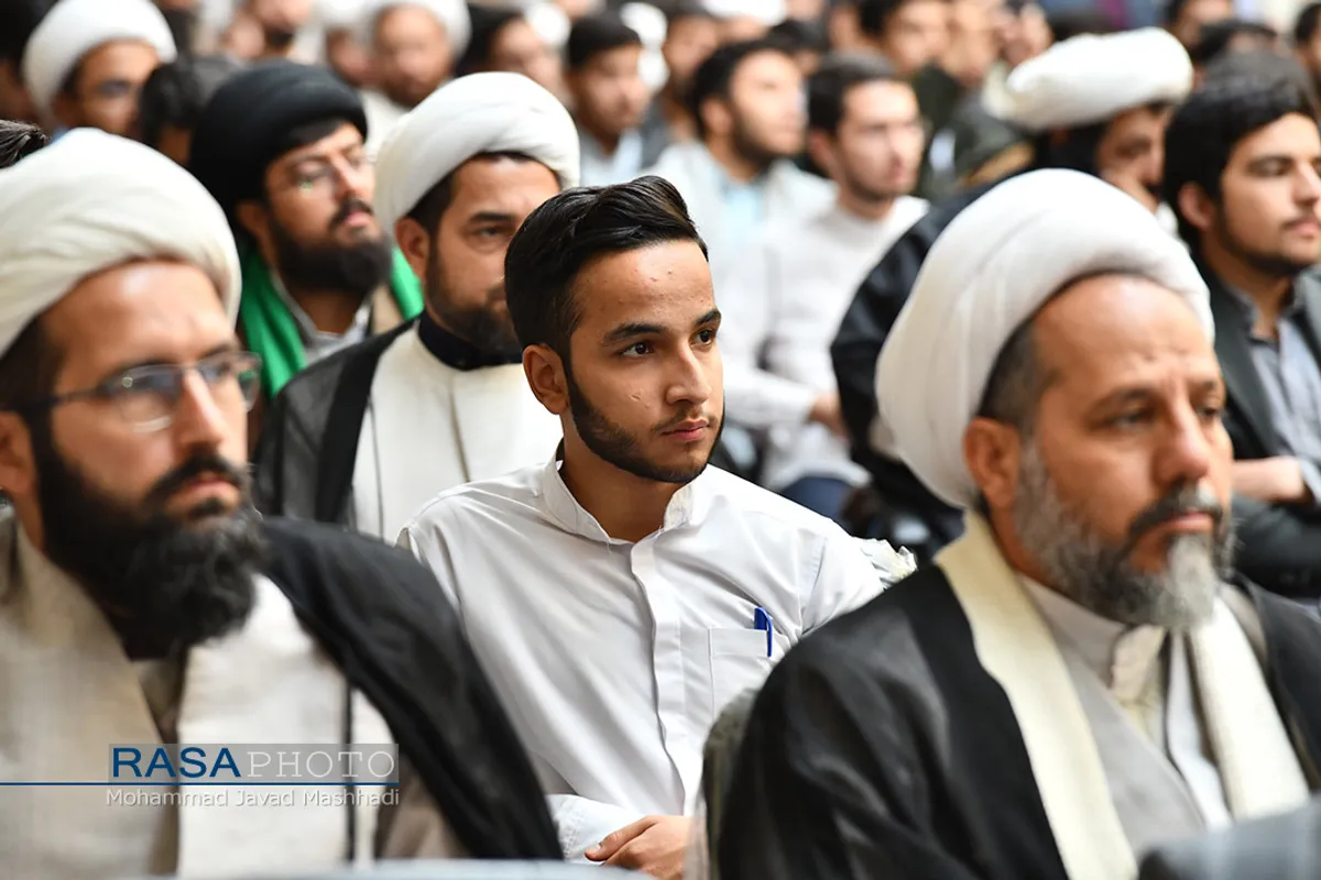 نشست پرسش و پاسخ سخنگوی دولت با اساتید و طلاب حوزه علمیه خراسان&lrm;&lrm;