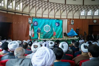 رونمایی از تفسیر تسنیم آیت&zwnj;الله جوادی آملی