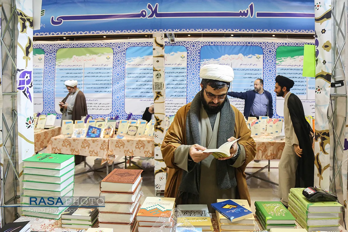 اختتامیه نمایشگاه دستاورد&zwnj;های پژوهشی دفتر تبلیغات&lrm;