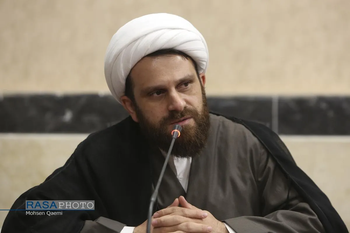 نشست ترسیم راهکارهای صیانت از روحانیت