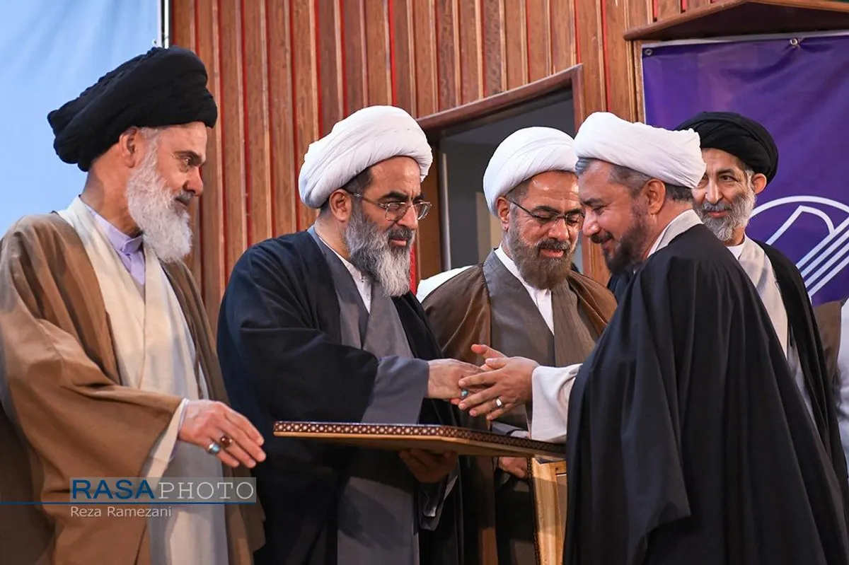 بیست و پنجمین همایش کتاب سال و هفتمین جشنواره مقالات علمی حوزه