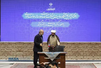 افتتاح نمایشگاه روایت پیشرفت با حضور وحیدی وزیر کشور