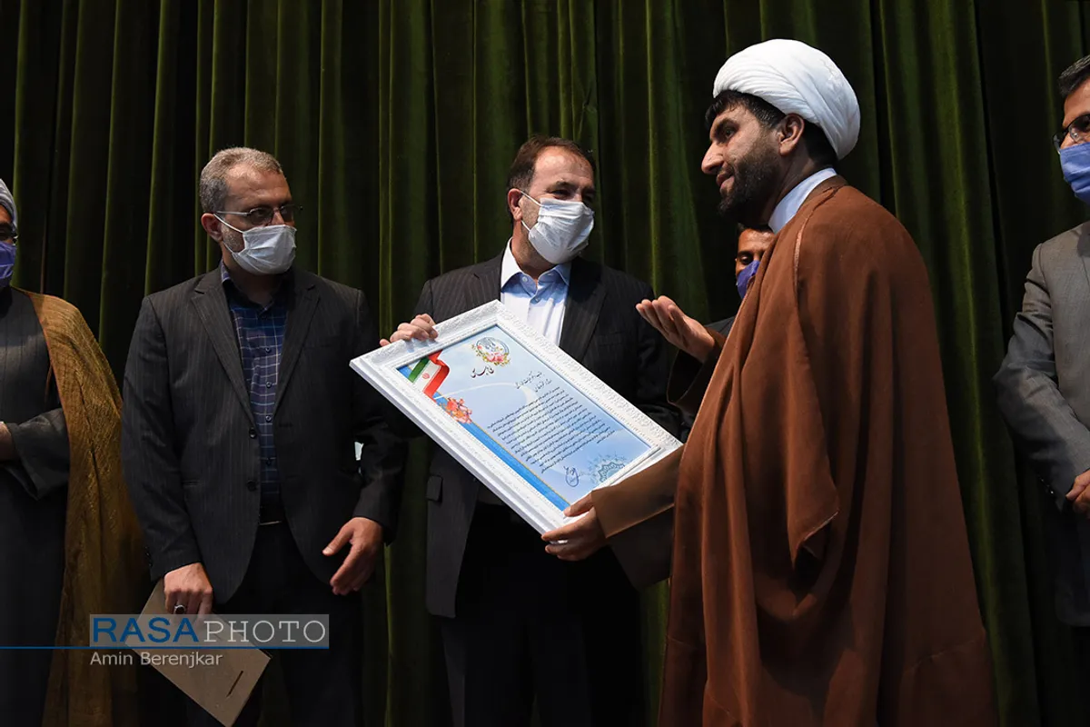 همایش گام دوم تبلیغ در شیراز&lrm;
