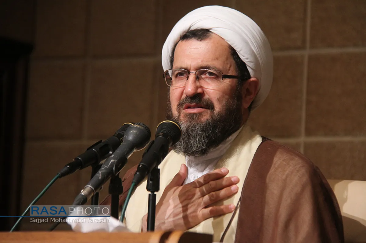 نشست تخصصی طرح تقویت مبانی اعتقادی و شبهه زدایی دینی با حضور حجت الاسلام والمسلمین ماندگاری