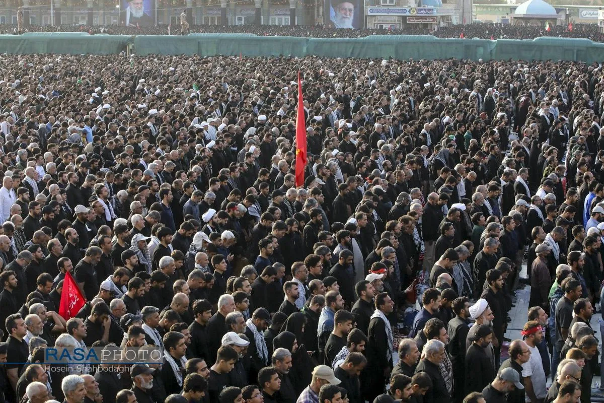 تشییع میلیونی قائد شهید امت در قم