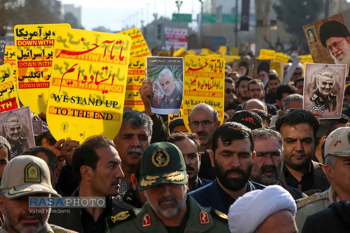 راهپیمایی مردم بجنورد در محکومیت شهادت سپهبد قاسم سلیمانی&lrm;&lrm;