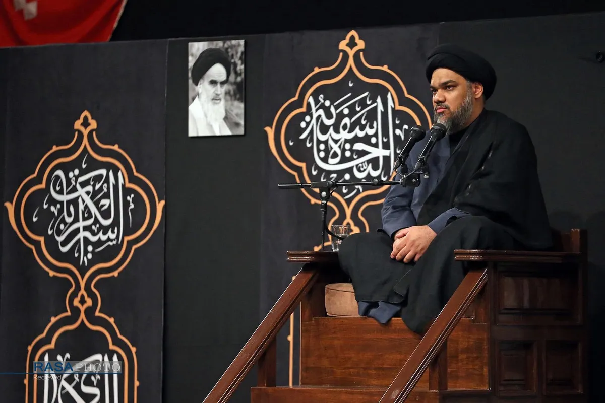 دومین شب مراسم عزاداری حضرت اباعبدالله الحسین (علیه&zwnj;السلام) با حضور رهبر انقلاب