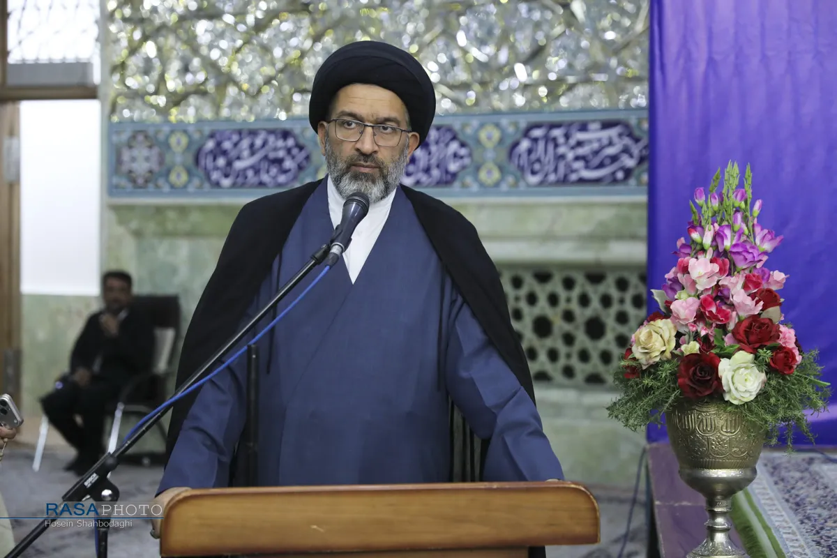 آیین تکریم روز خبرنگار در حرم کریمه اهل&zwnj;بیت (س)
