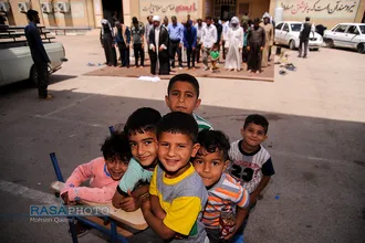 حضور طلاب در اردوگاه&zwnj;های اسکان سیل زدگان خوزستان | جهاد ادامه دارد