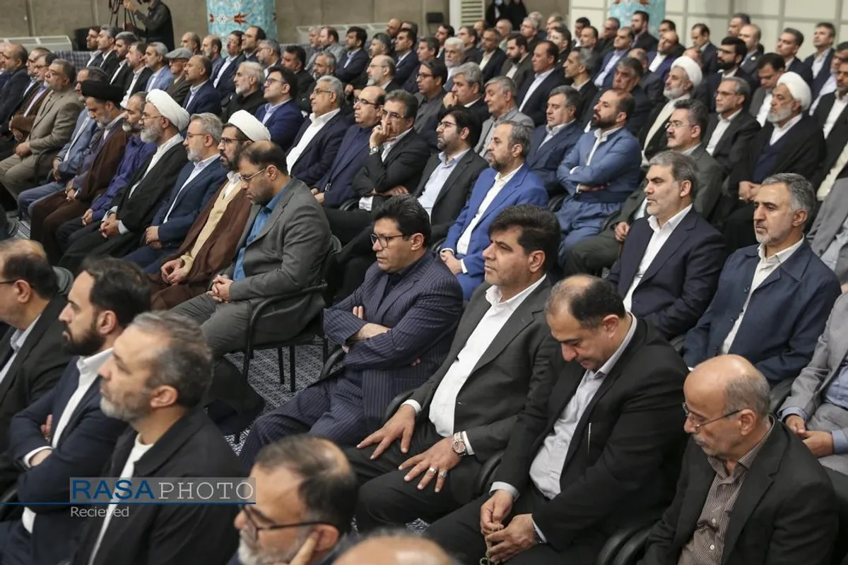 دیدار نمایندگان مجلس شورای اسلامی با رهبر معظم انقلاب