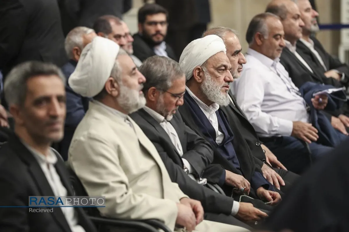 دیدار نمایندگان مجلس شورای اسلامی با رهبر معظم انقلاب