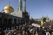 تشییع پیکر ۶ شهید جنگ رمضان در قم