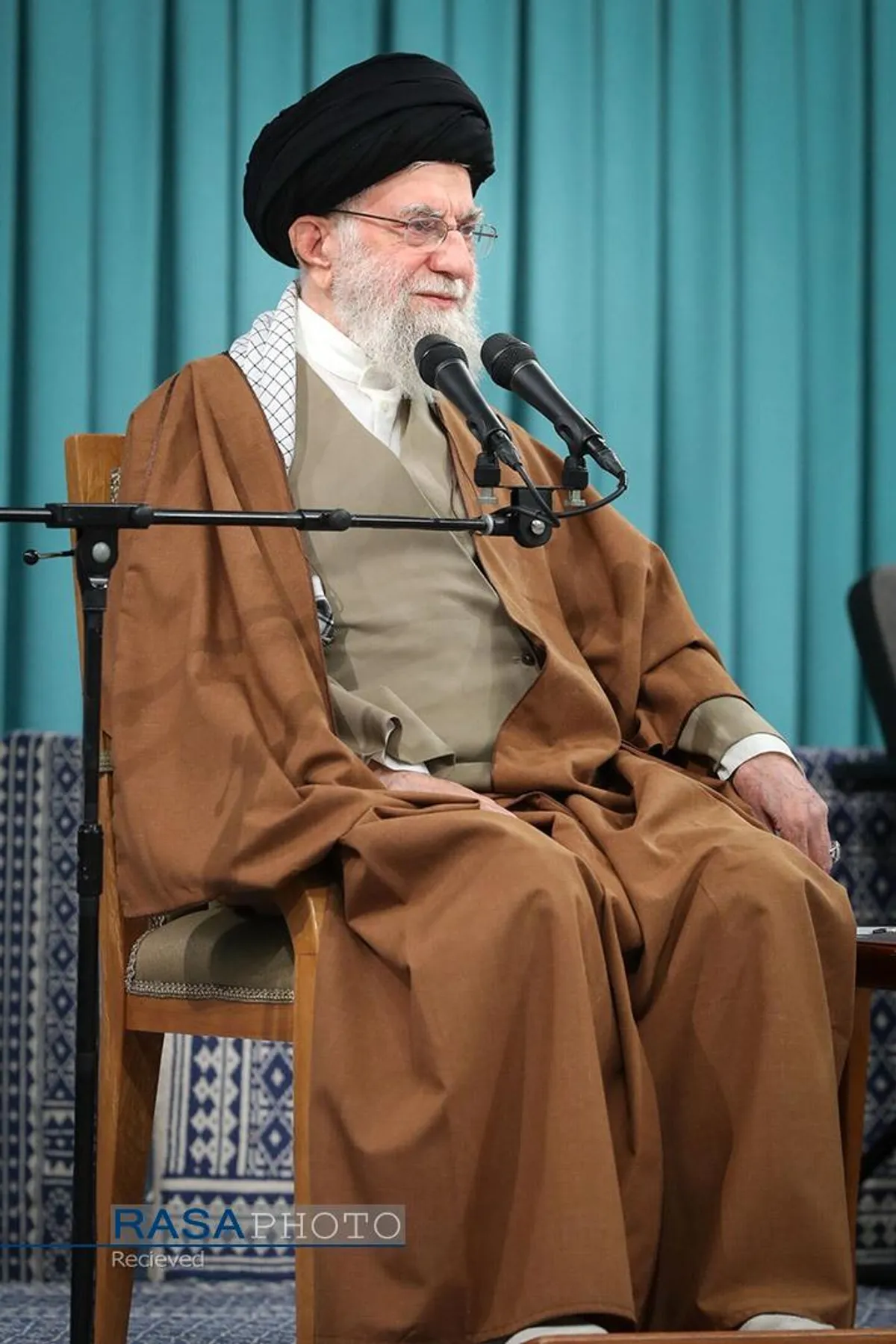 دیدار مسئولان نظام و سفرای کشورهای اسلامی با رهبر معظم انقلاب