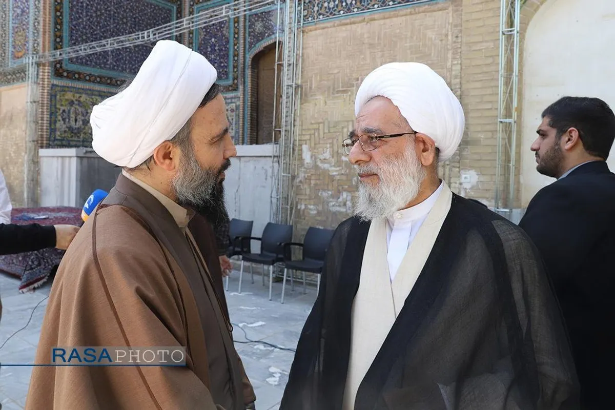 تجمع طلاب و فضلای حوزه در حمایت از عملیات مقتدرانه نیرو&zwnj;های مسلح -۱