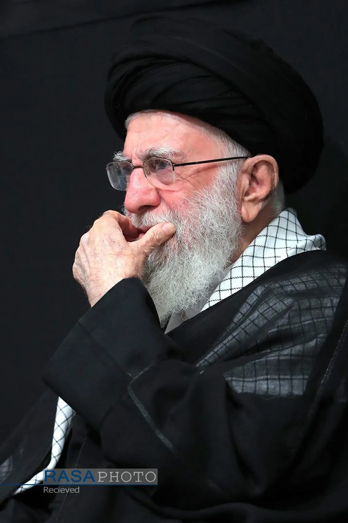 اولین شب عزاداری حضرت اباعبدالله الحسین (علیه&zwnj;السلام) با حضور رهبر انقلاب
