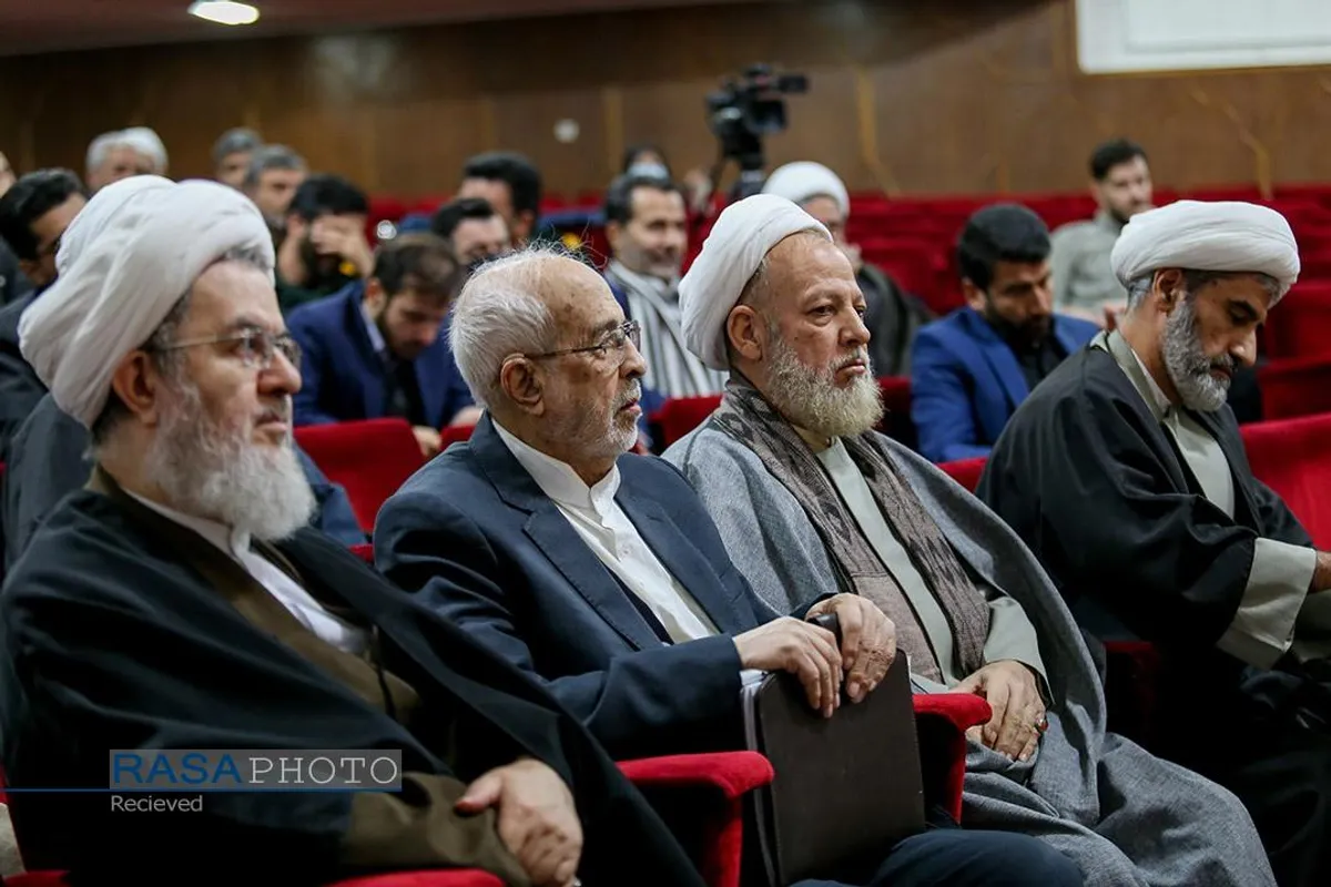 همایش رونمایی از کتاب و تجلیل از پژوهشگران برتر کشوری