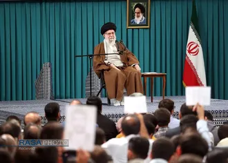 دیدار جمعی از خانواده&zwnj;های اعضای سپاه پاسدران با رهبر انقلاب اسلامی