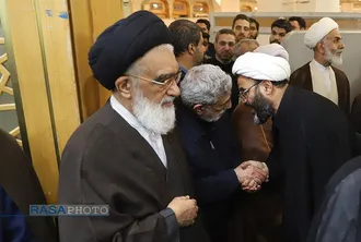 مراسم ترحیم مادر مکرمه سیدحسن نصرالله در حرم حضرت معصومه (سلام&zwnj;الله&zwnj;علیها)