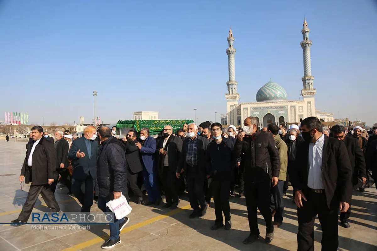مراسم تشییع همسر مرحوم آیت الله فاضل لنکرانی (ره)