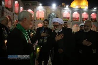 مراسم خطبه خوانی شب عاشورا در حرم مطهر رضوی&lrm;