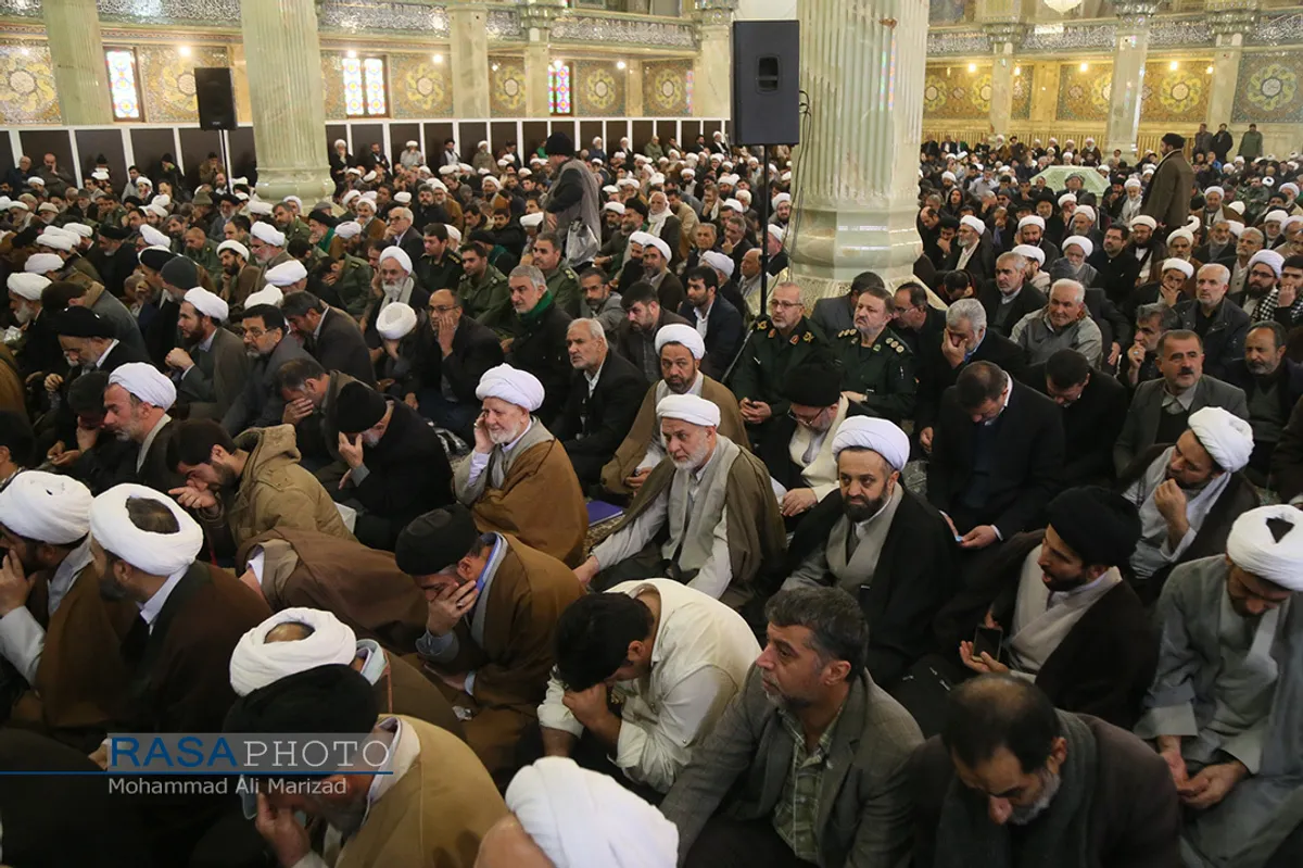 مراسم تشییع پیکر آیت الله مومن نماینده مردم استان قم در مجلس خبرگان رهبری