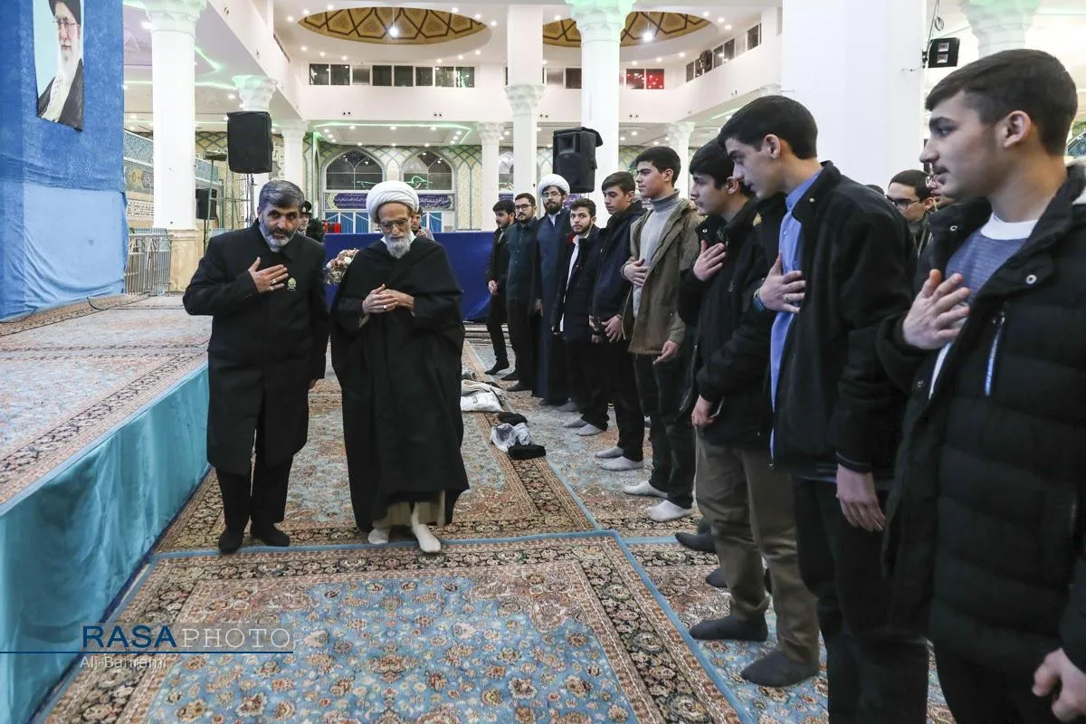 جشن عمامه&zwnj;گذاری طلاب حوزه علمیه حضرت ولی عصر (عج)