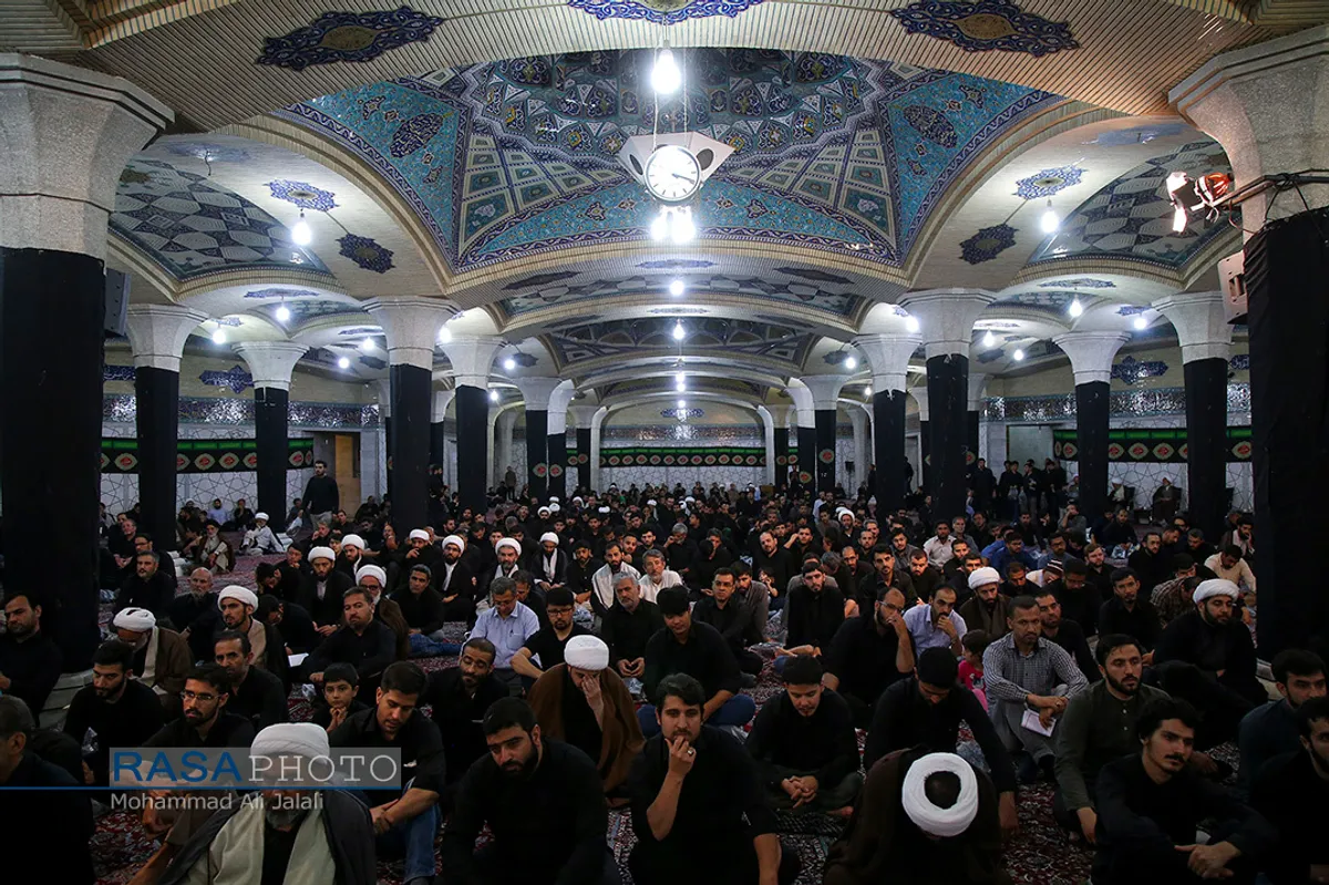 مراسم سوگواری حضرت اباعبدالله&zwnj;الحسین(ع) در هیئت ثارالله قم&lrm;