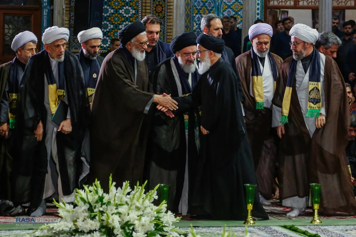 آیین شمعدان&zwnj; در شام رحلت بانوی کرامت (س)