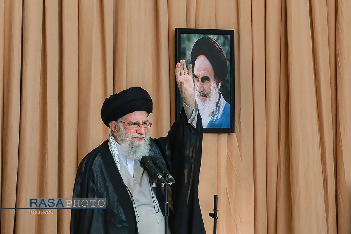 اقامه نماز جمعه تهران به امامت رهبر معظم انقلاب اسلامی