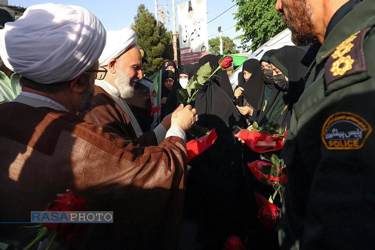 مراسم تجلیل از مجریان طرح نور حجاب و عفاف با حضور آیت الله محمدی عراقی