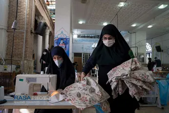 کارگاه تولید جهادی لوازم بهداشتی در امامزاده علی بن حمزه (ع) تهران&lrm;