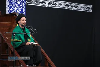 مراسم عزاداری شب شام غریبان حسینی (علیه&zwnj;السلام) در حسینیه امام خمینی (ره)