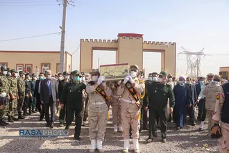تشییع شهید ۱۷ ساله گمنام دفاع مقدس در مرزبانی خوزستان