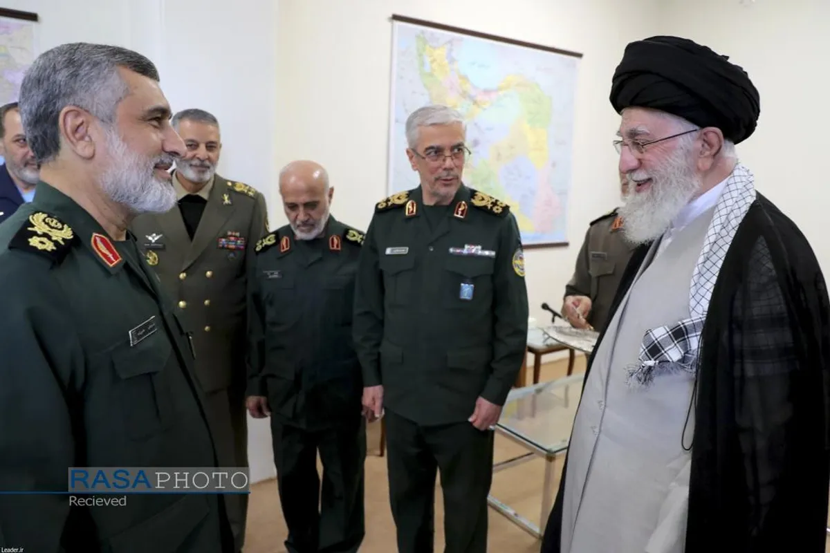 تصاویری از فرمانده شهید هوافضای سپاه سردار حاجی زاده