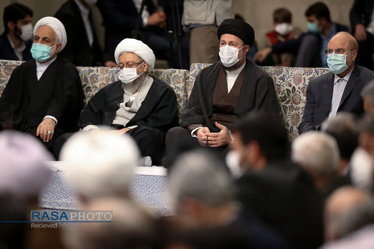 دیدار رمضانی مسئولان نظام با مقام معظم رهبری