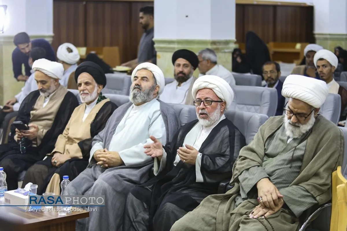 دورمین روز از اولین اجلاسیه سراسری ایمان و امید امام خمینی (ره) در اندیشه امام خامنه&zwnj;ای
