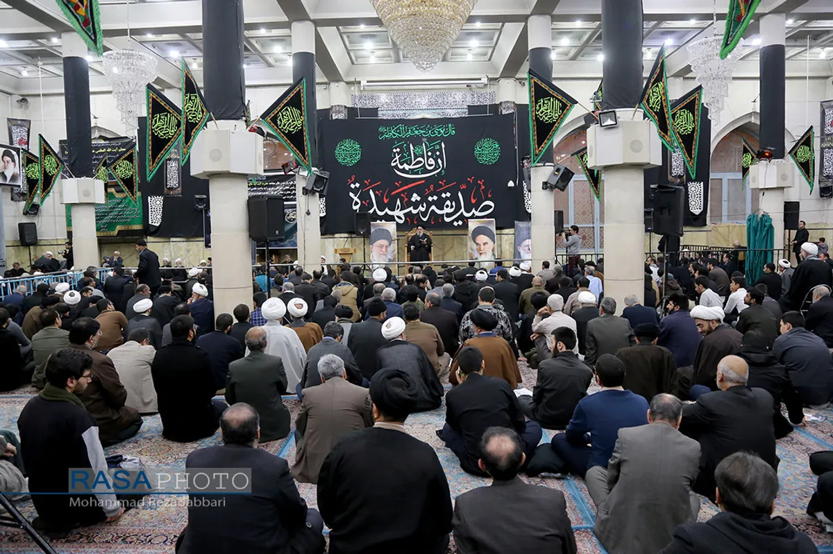 مراسم چهلمین روز رحلت مرحوم آیت الله هاشمی شاهرودی در مسجد اعظم قم