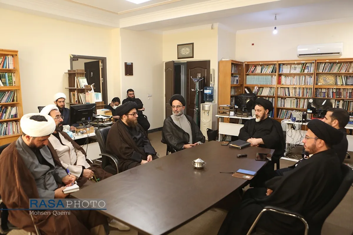 بازدید هیئت رئیسه مجمع نمایندگان طلاب در آستانه روز خبرنگار از خبرگزاری رسا