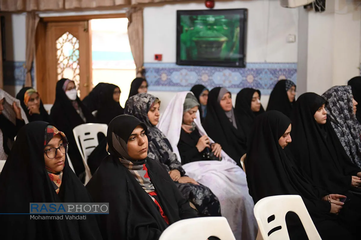 دیدار دانشجویان دانشگاه شهید بهشتی با آیت الله شب زنده&zwnj;دار