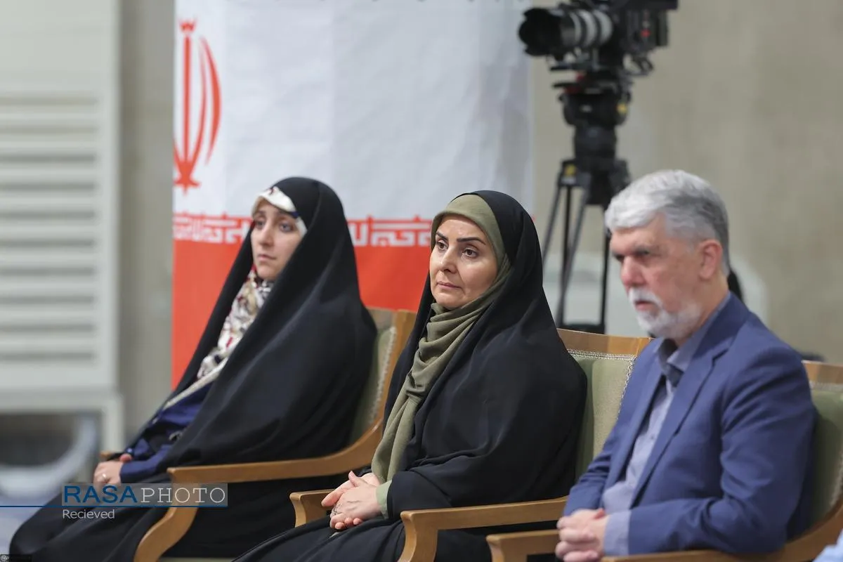 دیدار رئیس&zwnj; جمهور و اعضای هیئت دولت با رهبر معظم انقلاب