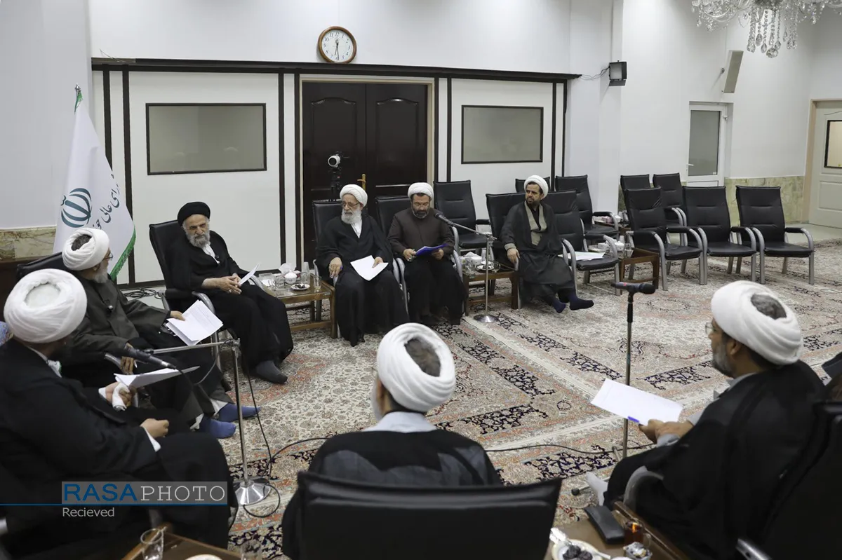 آغاز به کار کمیسیون مشترک همکاری&zwnj;های حوزه علمیه قم و مشهد
